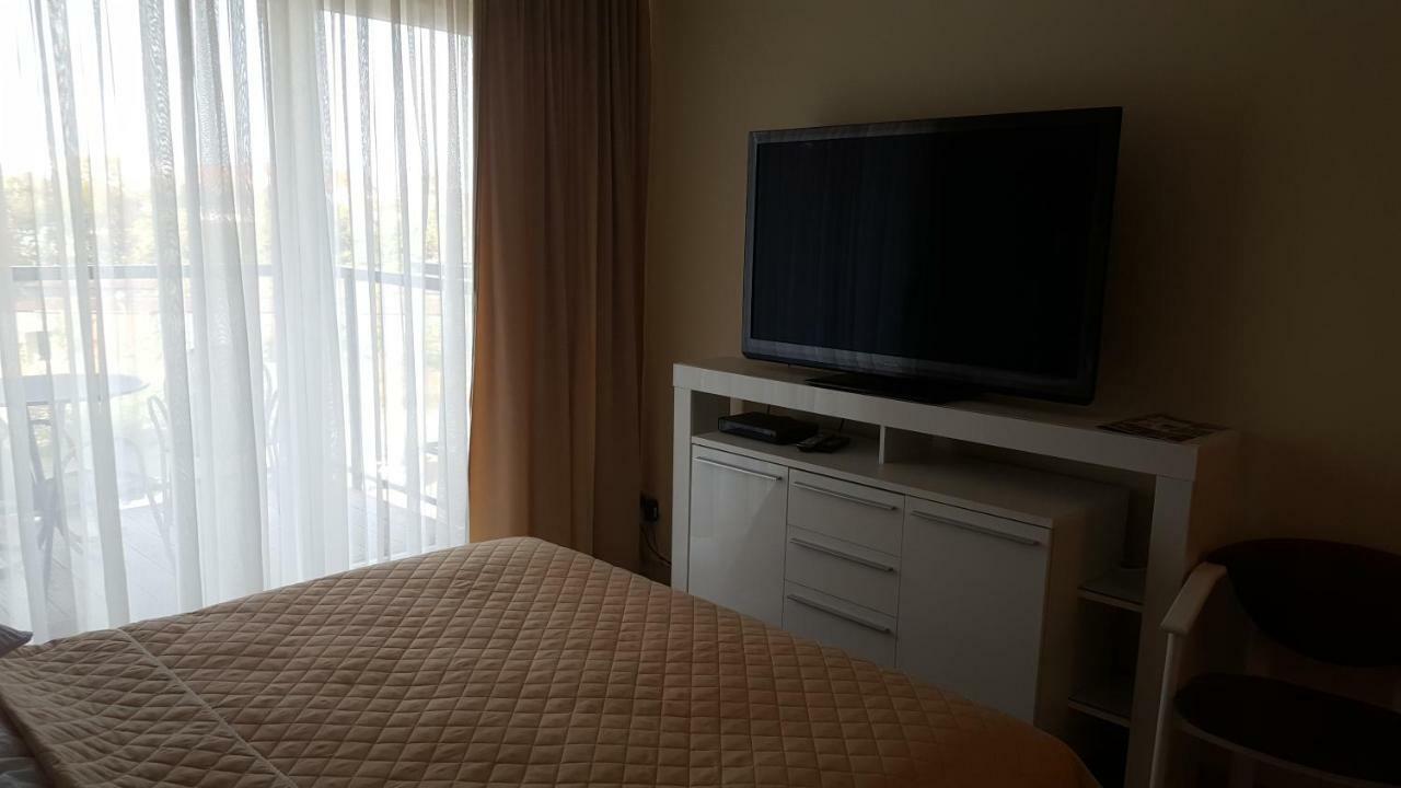 Wroclaw Apartamenty Kepa Mieszczanska المظهر الخارجي الصورة